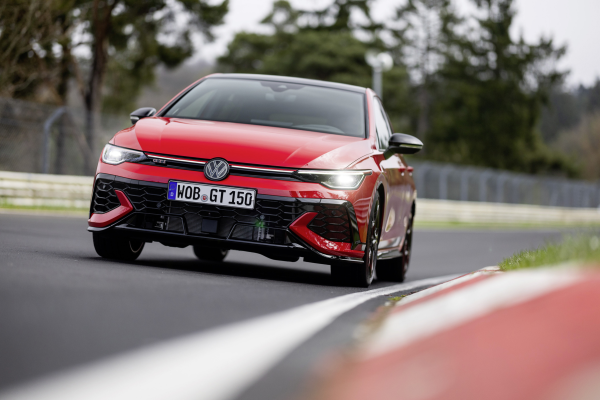 Golf GTI EDITION 50 – GTI-ul pe care încă nu știi cât de mult ți-l dorești