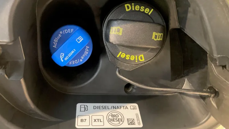 Ce înseamnă inscripția „XTL” de pe capacul rezervorului Škoda?