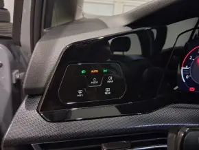 VW Noul Golf United 1.0 TSI DSG mild hyb thumbnail