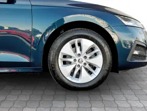 Škoda OCTAVIA COMBI AMBITION 2.0 TDI DSG thumbnail