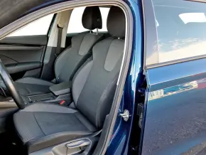 Škoda OCTAVIA COMBI AMBITION 2.0 TDI DSG thumbnail
