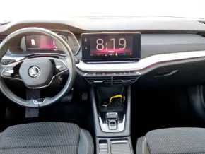 Škoda OCTAVIA COMBI AMBITION 2.0 TDI DSG thumbnail