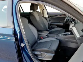 Škoda OCTAVIA COMBI AMBITION 2.0 TDI DSG thumbnail