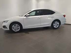 Škoda OCTAVIA AMBITION 2.0 TDI thumbnail