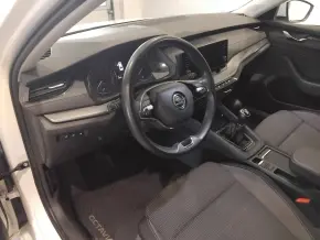 Škoda OCTAVIA AMBITION 2.0 TDI thumbnail