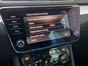 Škoda Superb Ambition 2.0 TDI DSG Small Fleet thumbnail