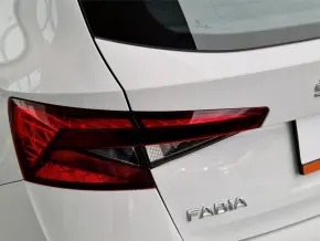 Škoda FABIA AMBITION 1.0 TSI thumbnail