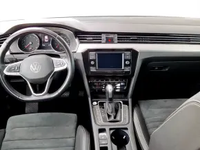VW Passat Highline1.5 TSI ACT DSG thumbnail