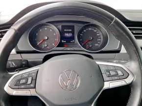 VW Passat Highline1.5 TSI ACT DSG thumbnail