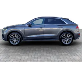 Q8 55 TFSI quattro thumbnail