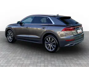 Q8 55 TFSI quattro thumbnail