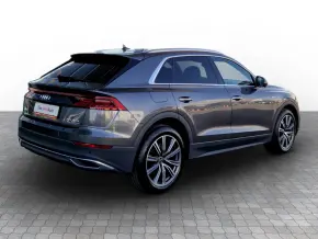 Q8 55 TFSI quattro thumbnail