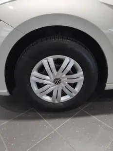 VW Noul Polo Base 1.0  4 usi thumbnail