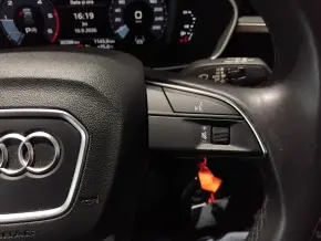 Audi Q3 35 TDI quattro thumbnail