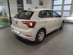 VW Noul Polo Base 1.0  4 usi thumbnail